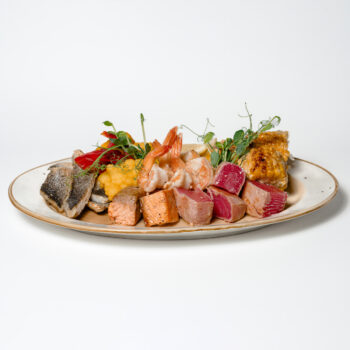 Асорті з риби та креветок