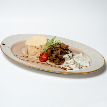 Бефстроганов з телятини