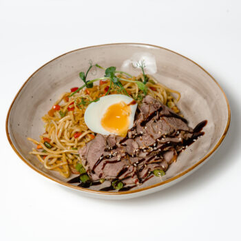 Локшина з телятиною