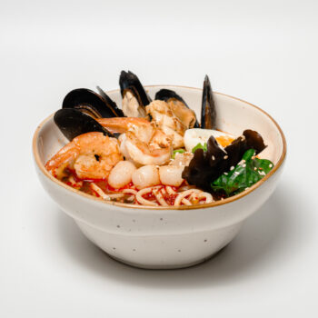 Рамен з морепродуктами