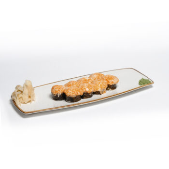 Теплий рол з лососем